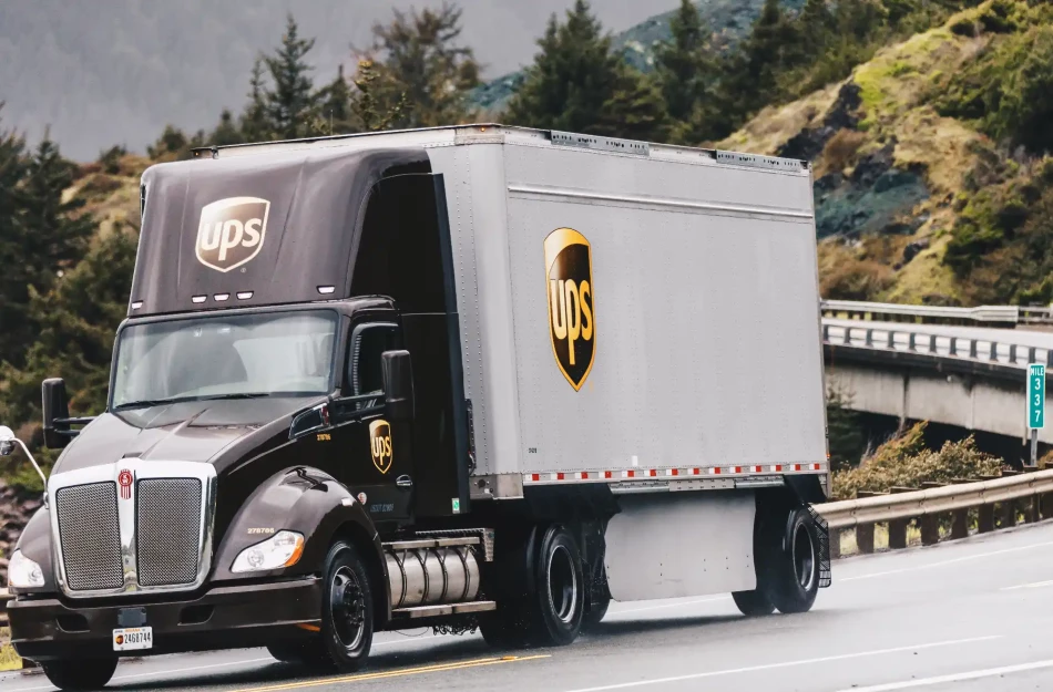 UPS routing truck